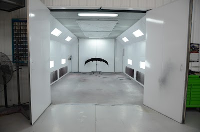 Photos of Dadsons Automotive & Collision Centre