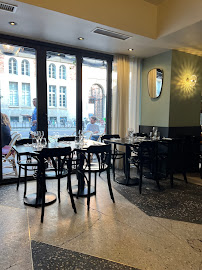 Atmosphère du Restaurant italien Casa Di Peppe à Paris - n°8