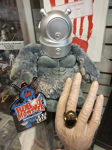 Toy Store «Amok Time Toys and Comics», reviews and photos, 108C New South Rd, Hicksville, NY 11801, USA