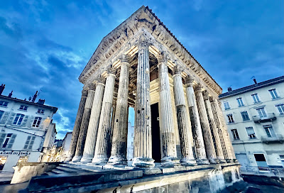 Temple romain d'Auguste et de Livie à Vienne