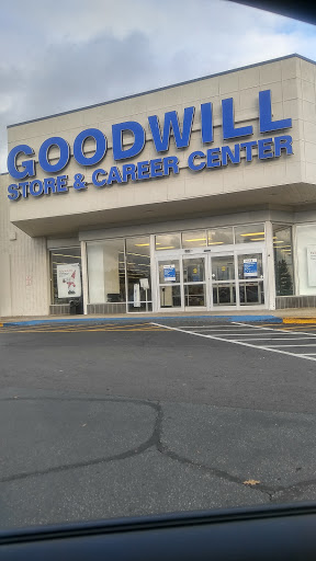 Thrift Store «Goodwill of North Georgia: Smyrna Store, Career Center, and Donation Center», reviews and photos