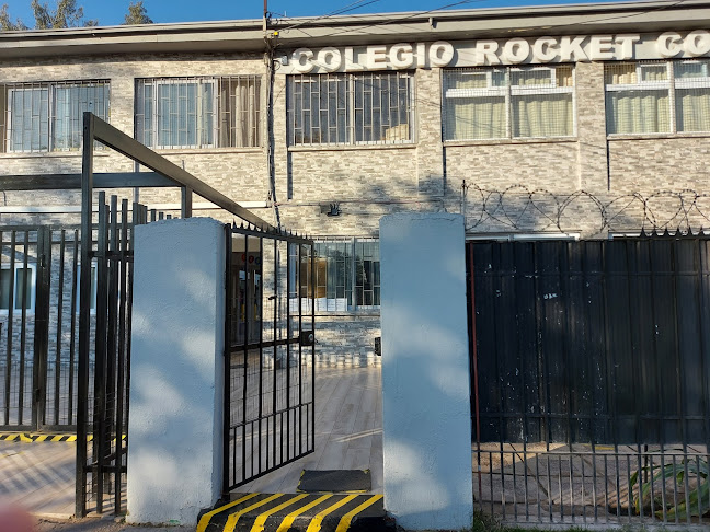 Opiniones de Colegio Polivalente Rocket College en Macul - Escuela