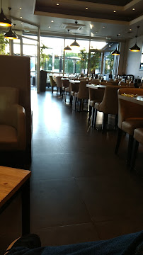 Atmosphère du Restaurant Chai Ness. à Saint-Brice-sous-Forêt - n°10