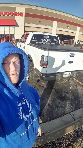 Tire Shop «Discount Tire Store - Rogers, MN», reviews and photos, 21721 S Diamond Lake Rd, Rogers, MN 55374, USA