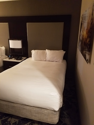 Hotel «Hilton Baltimore», reviews and photos, 401 W Pratt St, Baltimore, MD 21201, USA