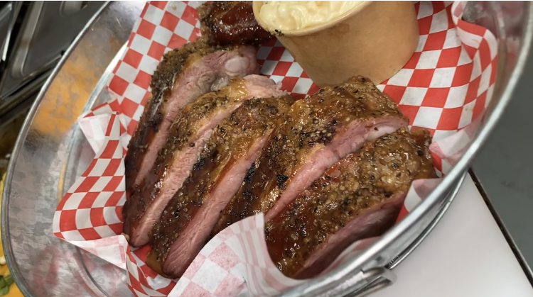 Double D's Smokehouse Grill 23970