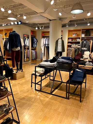 Clothing Store «J.Crew», reviews and photos, 2126 Abbott Martin Rd #141, Nashville, TN 37215, USA