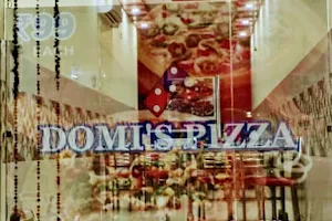 Domi's pizza image