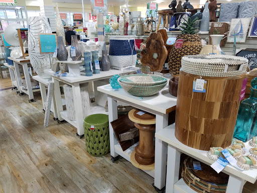 Department Store «HomeGoods», reviews and photos, 1458 Lake Shore Rd, Gilford, NH 03249, USA