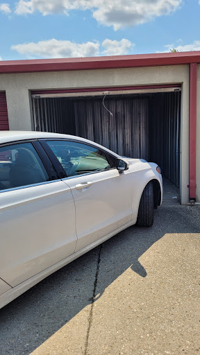 Self-Storage Facility «Simply Self Storage - Cincinnati/Forest Park», reviews and photos, 2140 Stapleton Ct, Cincinnati, OH 45240, USA