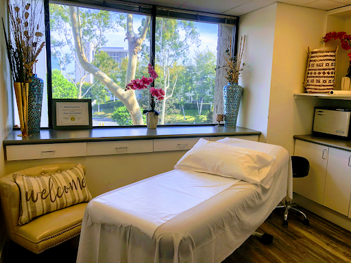 SMP Hair Clinic The Queen Of Scalp image