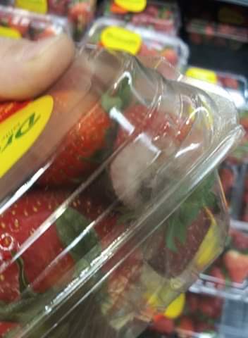 Grocery Store «Kroger», reviews and photos, 28250 Dequindre Rd, Warren, MI 48092, USA