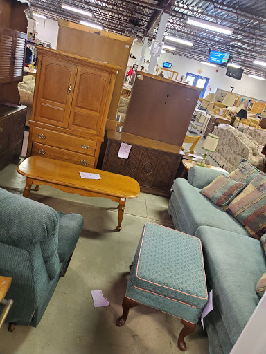 Thrift Store «Hope Outlet», reviews and photos, 745 N 6th St, Reading, PA 19601, USA