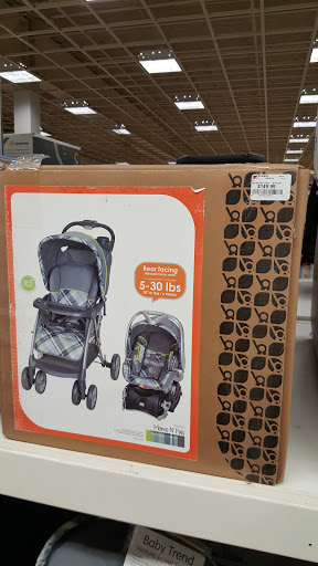 Clothing Store «Burlington Coat Factory», reviews and photos, 6875 Southland Dr, Middleburg Heights, OH 44130, USA