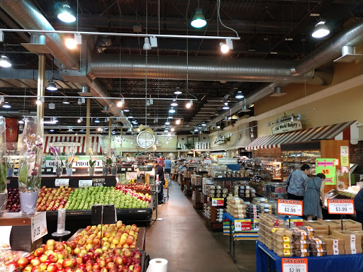 Grocery Store «Shop & Save Market», reviews and photos, 518 Metropolitan Way, Des Plaines, IL 60016, USA