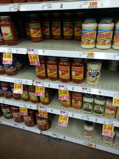 Grocery Store «Kroger», reviews and photos, 305 E Lewis and Clark Pkwy, Clarksville, IN 47129, USA