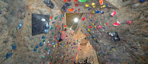 Gym «Hangar 18 Indoor Climbing Gym - Upland», reviews and photos, 256 E Stowell St, Upland, CA 91786, USA