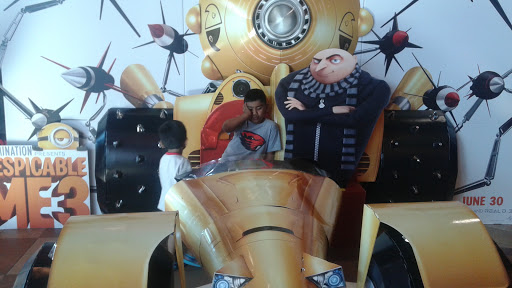 Movie Theater «Regal Cinemas Lancaster Mall 11», reviews and photos, 831 Lancaster Dr NE, Salem, OR 97301, USA