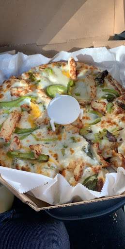 Pizza Restaurant «Round Table Pizza», reviews and photos, 10070 SW Barbur Blvd, Portland, OR 97219, USA