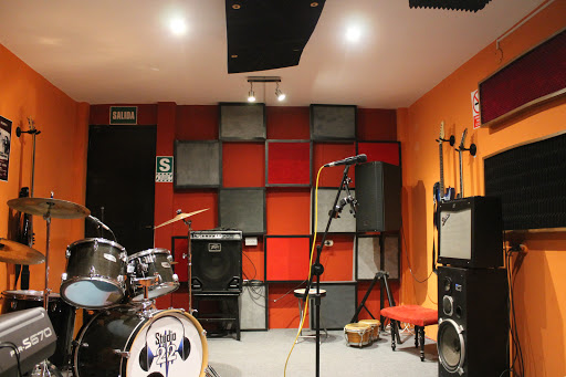 Studios for rent Trujillo