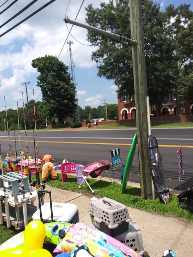 Used Car Dealer «Harris Motors Inc.», reviews and photos, 13758 Tidewater Trail, Saluda, VA 23149, USA