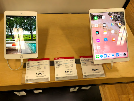 Electronics Store «Best Buy», reviews and photos, 5425 Harvey St, Muskegon, MI 49444, USA