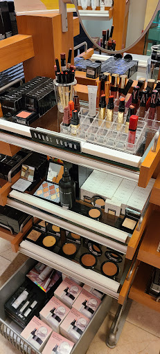 The Cosmetics Company Store image 2