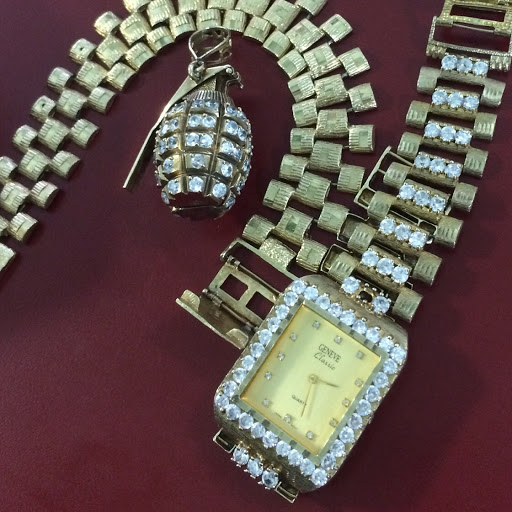 Electronics Store «Fast Cash and Pawn», reviews and photos, 1669 Montgomery Rd, Aurora, IL 60504, USA