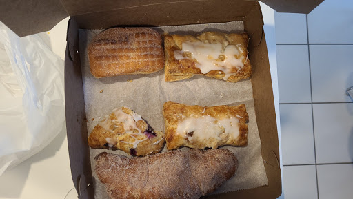 Bakery «Front Street Bake Shop», reviews and photos, 51 Front St, Rockville Centre, NY 11570, USA