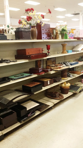 Thrift Store «Goodwill of North Georgia: Kennesaw Store and Donation Center», reviews and photos, 2500 Cobb Pkwy N, Kennesaw, GA 30152, USA