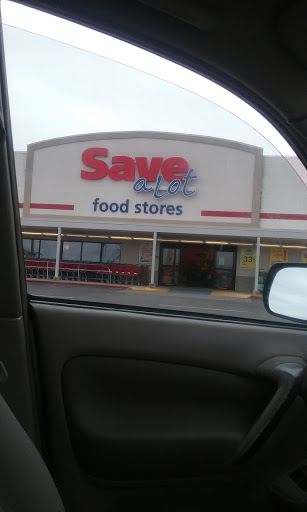 Grocery Store «Save-A-Lot», reviews and photos, 1306 Woodward Ave, Muscle Shoals, AL 35661, USA