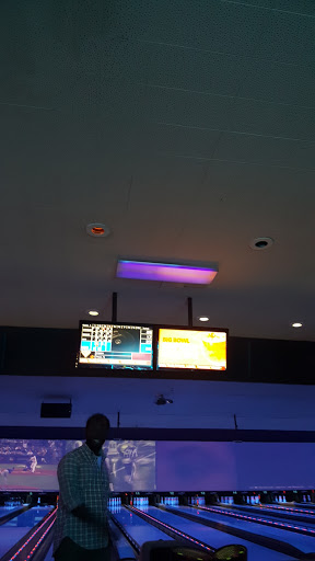 Bowling Alley «AMF College Park Lanes», reviews and photos, 9021 Baltimore Ave, College Park, MD 20740, USA