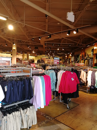 Sportswear Store «Columbia Sportswear Outlet Store - Prime Outlets in Ellenton», reviews and photos, 5661 Factory Shops Blvd #470, Ellenton, FL 34222, USA