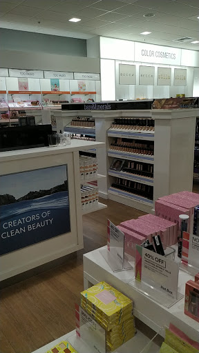 Hair Salon «Ulta Beauty», reviews and photos, 3255 SW Cedar Hills Blvd #150, Beaverton, OR 97005, USA