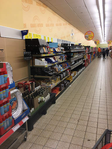 Grocery Store «ALDI», reviews and photos, 209 S Royal Oaks Blvd, Franklin, TN 37064, USA
