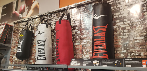 Sporting Goods Store «Big 5 Sporting Goods», reviews and photos, 101 N Milwaukee St, Boise, ID 83704, USA