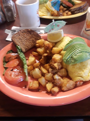 Shopping Mall «Marsh Manor Shopping Center», reviews and photos, 3700 Florence St, Redwood City, CA 94063, USA