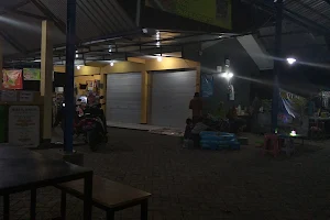 Pasar Desa Rombo image