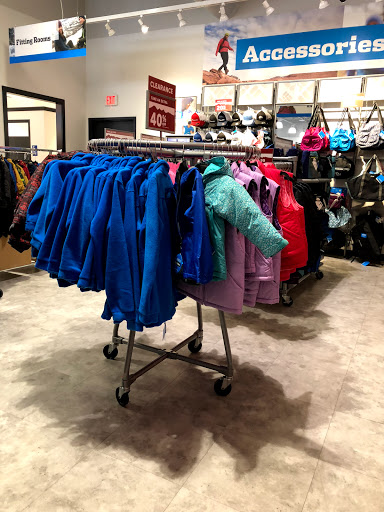 Sportswear Store «Columbia Sportswear Outlet», reviews and photos, 1659 94th Dr F250, Vero Beach, FL 32966, USA