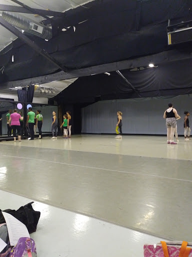 Performing Arts Theater «Portland Metro Arts», reviews and photos, 9003 SE Stark St, Portland, OR 97216, USA