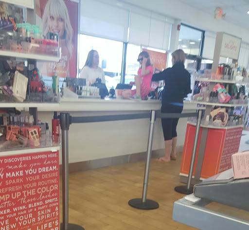 Hair Salon «Ulta Beauty», reviews and photos, 4115 N Harlem Ave, Norridge, IL 60706, USA