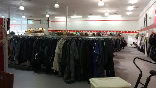 Thrift Store «The Salvation Army Family Store & Donation Center», reviews and photos, 823 E Auburn Rd, Rochester Hills, MI 48307, USA