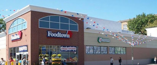 Foodtown of Kensington, 382 McDonald Ave, Brooklyn, NY 11218, USA, 