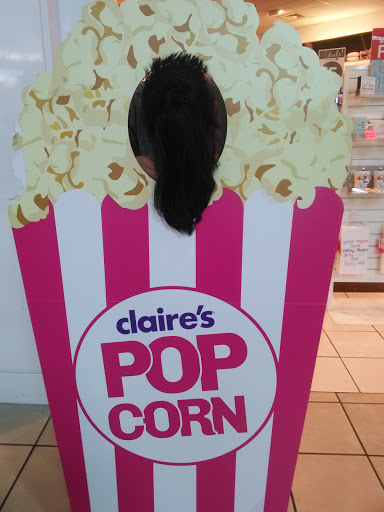 Movie Theater «Regal Cinemas Southland Mall 16», reviews and photos, 20505 S Dixie Hwy, Cutler Bay, FL 33189, USA