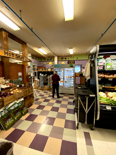 Upper Valley Food Co-Op, 193 N Main St, White River Junction, VT 05001, USA, 