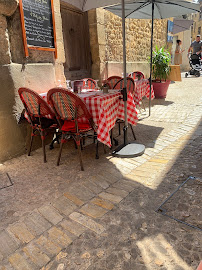 Atmosphère du Restaurant français Auberge de Ravilhon à Sarlat-la-Canéda - n°3