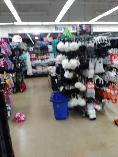 Variety Store «Five Below», reviews and photos, 2721 Plainfield Rd, Joliet, IL 60435, USA
