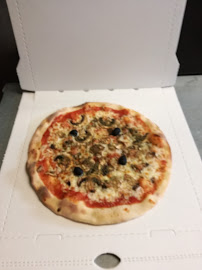 Plats et boissons du Pizzeria Pizza La Provence à Villeneuve-Tolosane - n°8