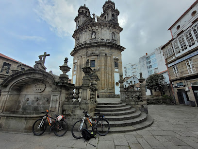 Lugar de interés histórico - Praza da Peregrina - Pontevedra