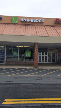 H&R Block - Photo 8 - Car repair in Gainesville, FL, Gainesville